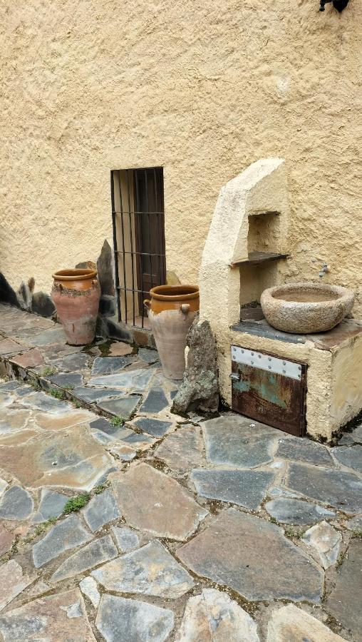Casa Rural Lares Casas de Don Pedro Exterior foto
